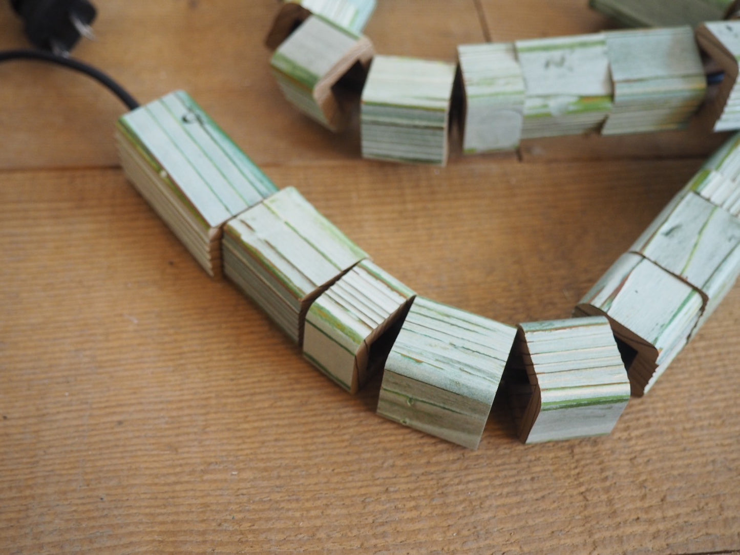 コンセントカバー