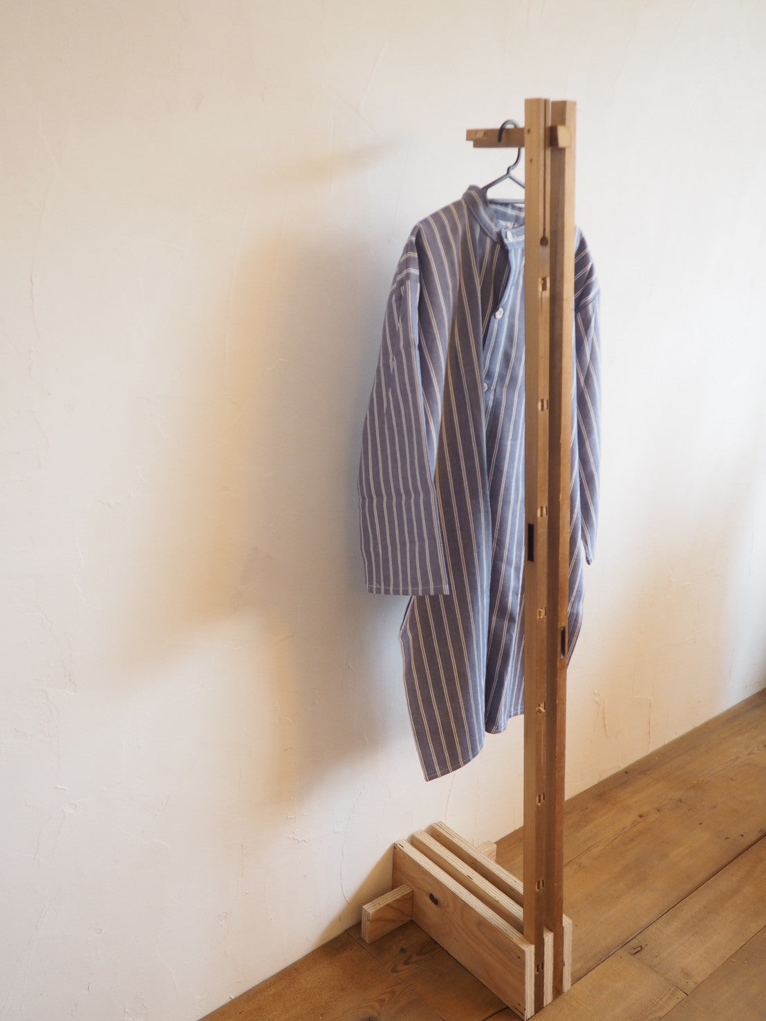 壁立てハンガー