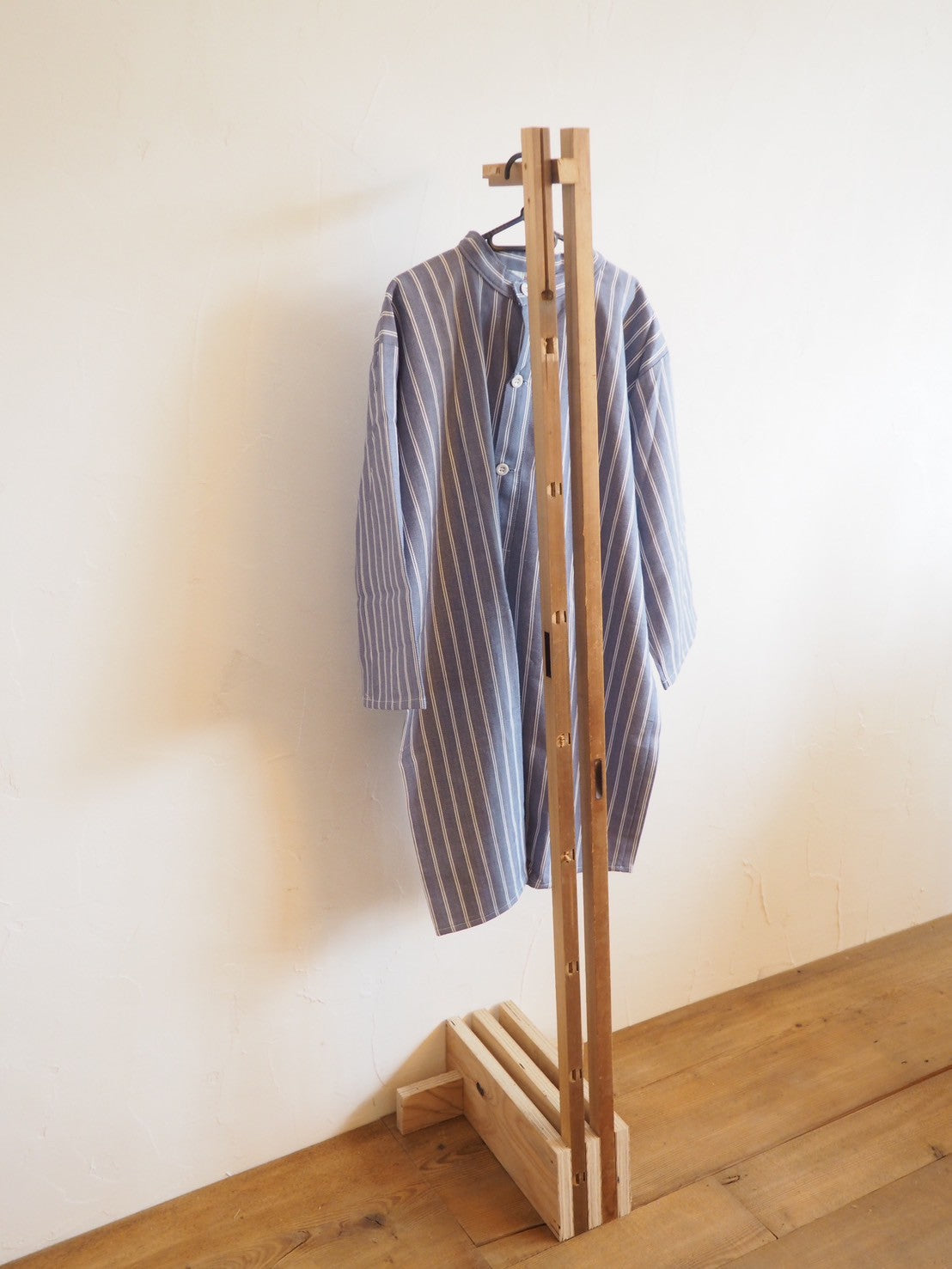 壁立てハンガー